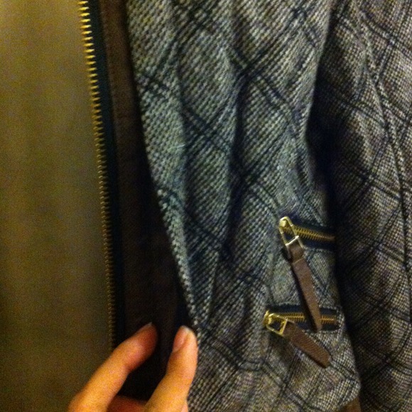 ZARA Quilted Tweed Moto Style Jacket - Picture 3 of 4