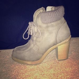 Cute vintage boots