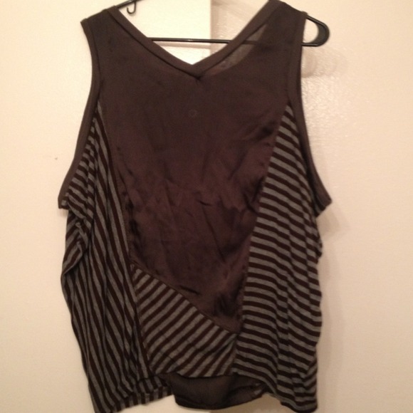 ***TRADED*** flowy sleeveless shirt