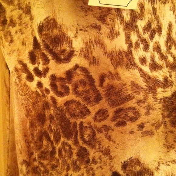 Dress - Picture 3 of 4