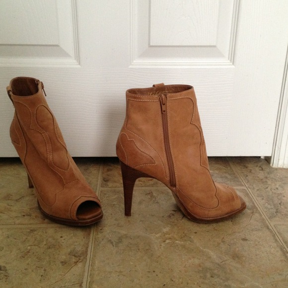 BCBG Ankle Booties (peep toe) size 9 1/2