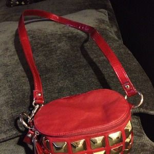Eye catching purse...