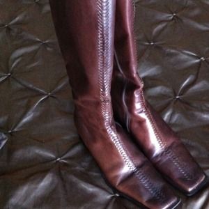 🎀Sold🎀. Beautiful high brown leather boots