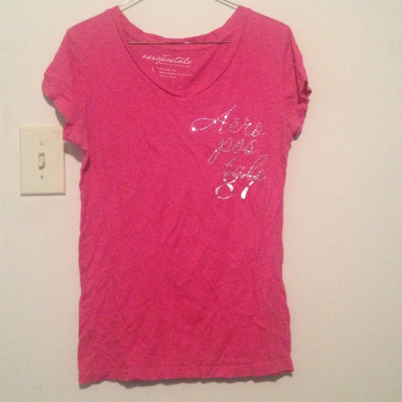 ✋SOLD✋Hot pink Aeropostale shirt