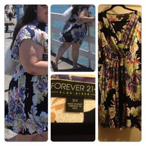 ***sold in bundle***forever 21+ floral dress