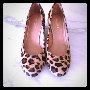 Brand NIB Aldo Leopard Wedges!