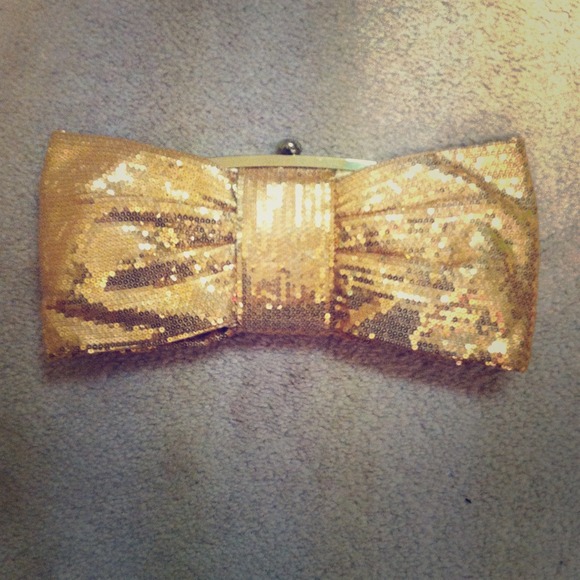 Jessica McClintock Gold sequin clutch