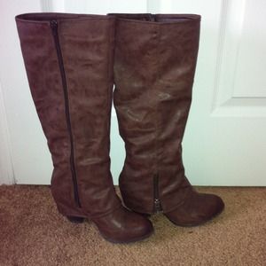 Fergalicious by Fergie. L-Ryder knee high boots.