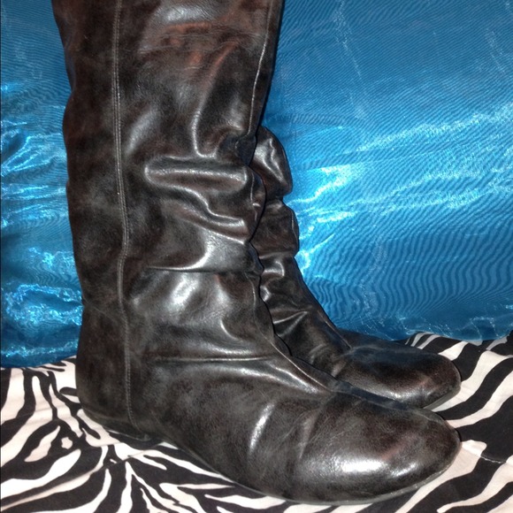 Black/grey - Picture 2 of 3