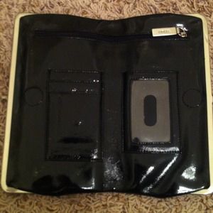 Mint condition HOBO International black clutch