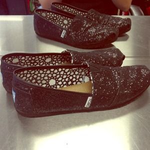 PRICE LOWERED! Black Sparkly TOMS!