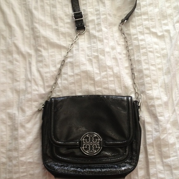 Tory Burch Amanda Patent crossbody bag - Picture 3 of 4