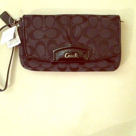Authentic Coach Wristlet