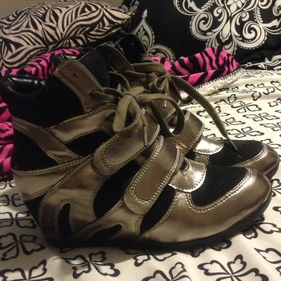 Shoes - 🌺🌺BUNDLE FOR@DANIELA86🌺🌺