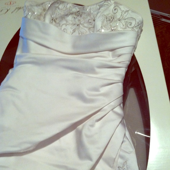 Wedding Dress! - Picture 1 of 4