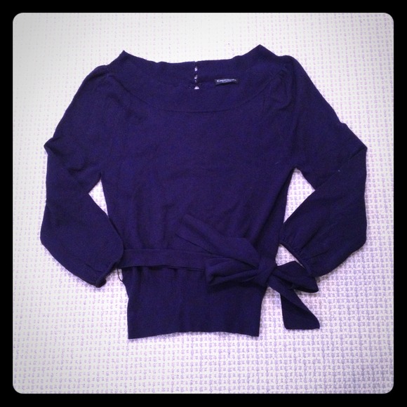NEVER BEEN WORN! Gorgeous navy blue sweater