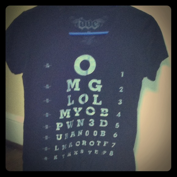 Black Medium Shirt - Picture 1 of 1