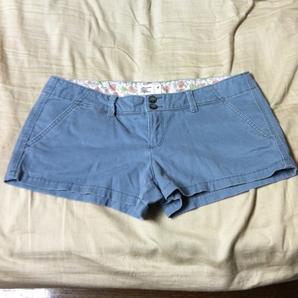 American Eagle Bluish/Gray shorts - Picture 1 of 2