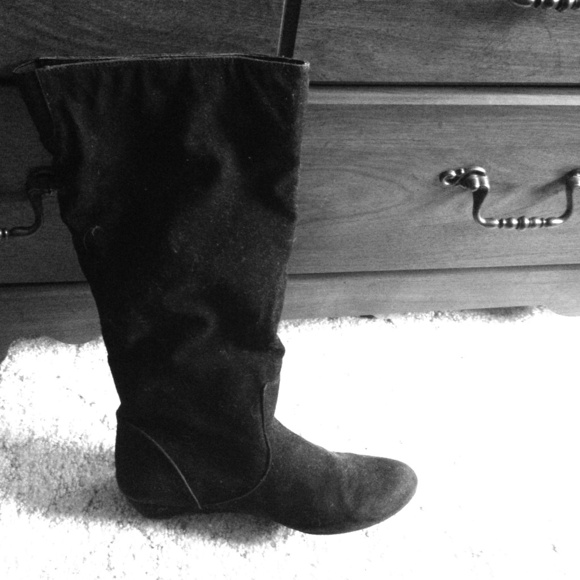Black boots