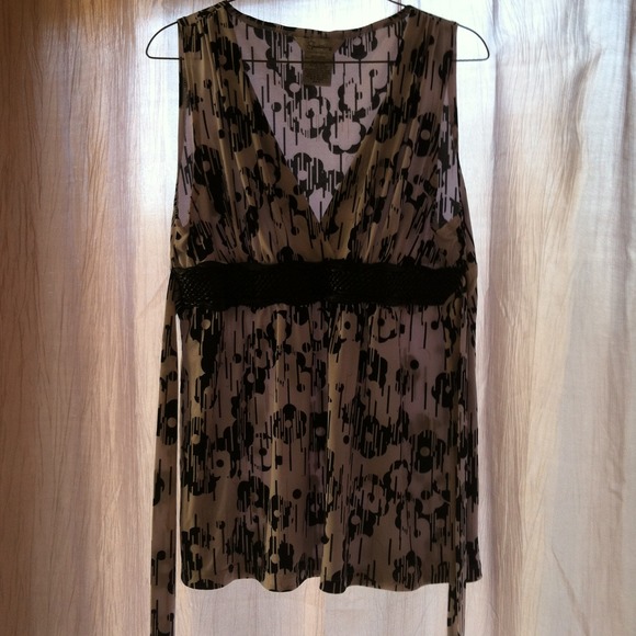 Speechless dress top