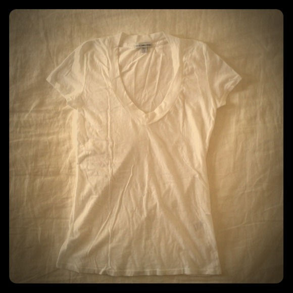 RESERVED   Genuine James Perse V-neck tee in optic