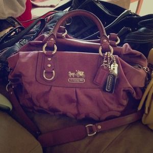 SOLD! Coach Signature Ashley Satchel- Authentic