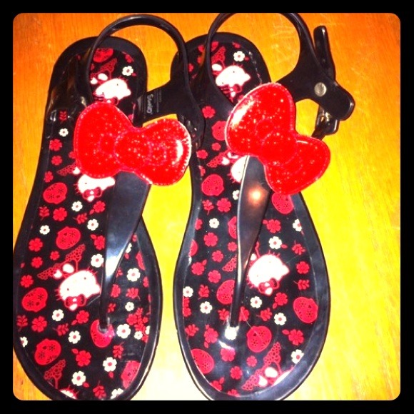 Cute hello kitty sandals
