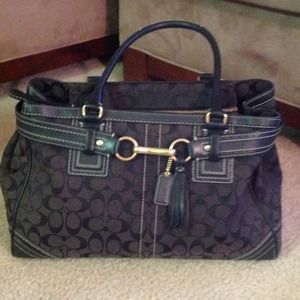 Coach Hamptons Signature Large Carryall-Authentic