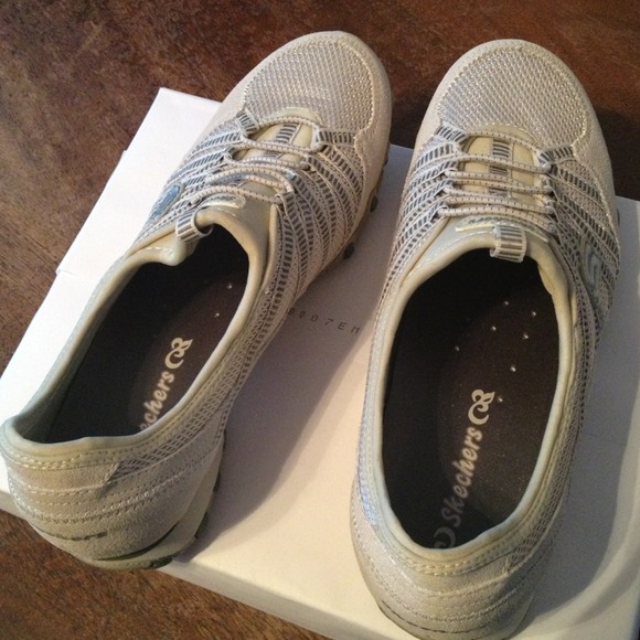 REDUCED price! New tan with teal stripes Sketchers