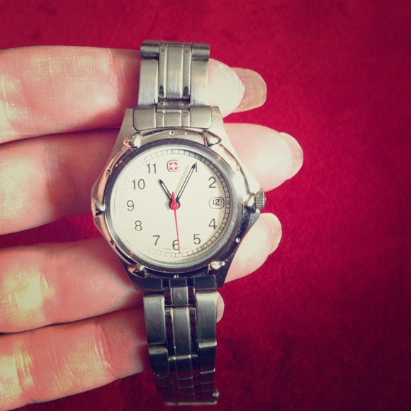 Authentic Ladies Swiss Army Watch