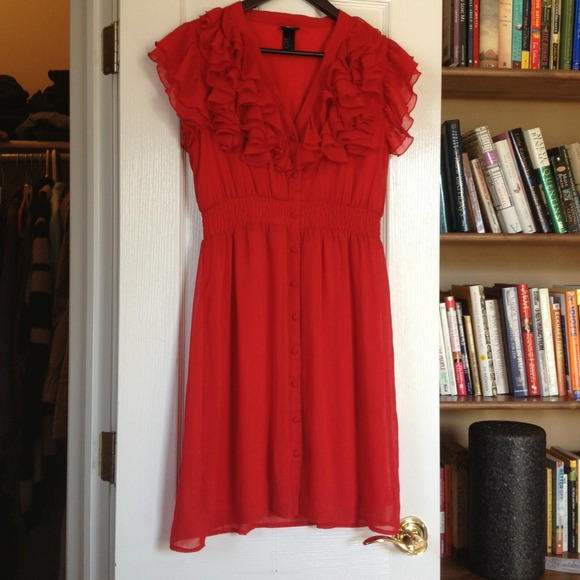 *SOLD* Fun, red party dress!