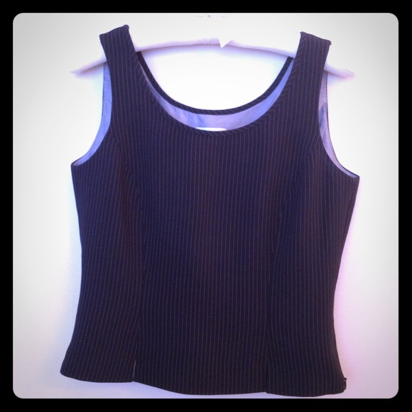 Tahari top pinstrip size 6 - Picture 1 of 3