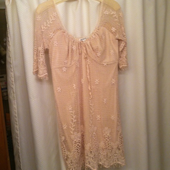 Neutral tan lace dress, never worn before size med - Picture 1 of 4