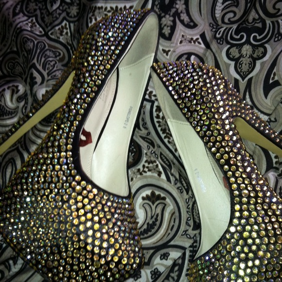 Blinged  out 6 1/2 in heels - Picture 2 of 2