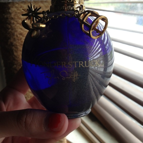 Wonderstruck perfume 💜💜💜💜