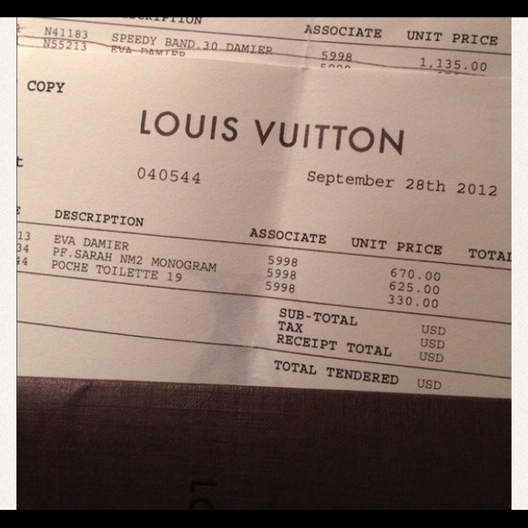 ✨SOLD✨NWT LV Sarah wallet - Picture 4 of 4