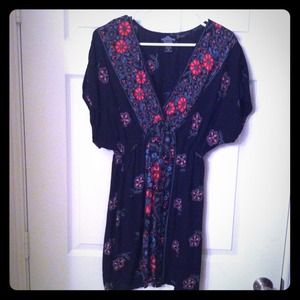 Black and floral dress. Xlg fits more like Lg