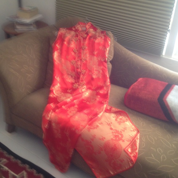 Dress - Picture 2 of 2