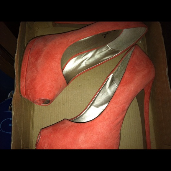 Peep toe coral shoes