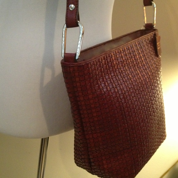 ✂️Price Cut✂️ Leather Cognac Brown Woven Purse - Picture 2 of 4