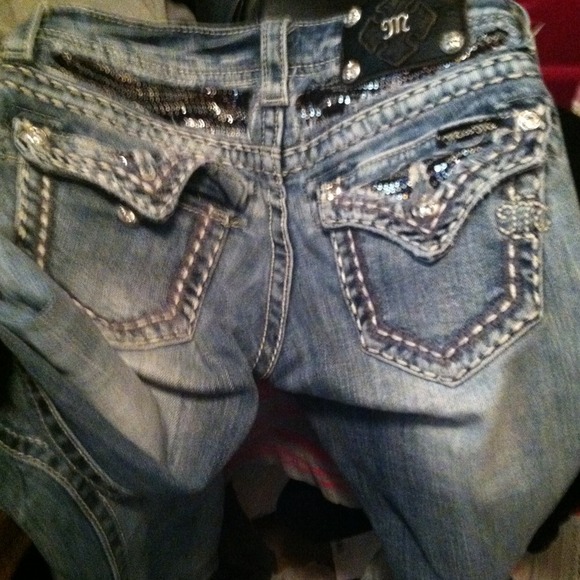 Sz24 miss me .Super stretchy and gives great butt!