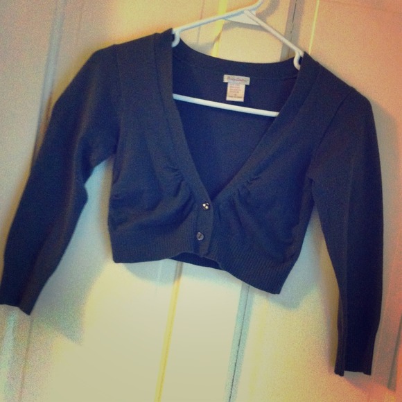 Gray Cropped Sweater