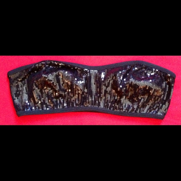 😍Reserved😍 Black and Gold Sequined Bandeaus