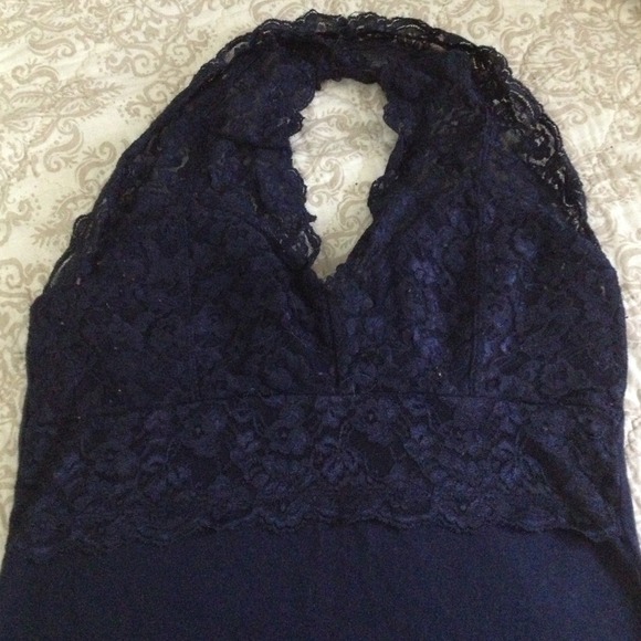 Blue halter - Picture 2 of 2