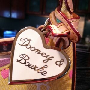 NWT - Dooney & Bourke Bucket Tote