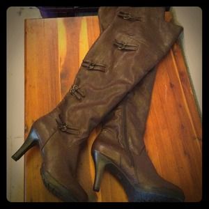 📦BUNDLED🆕Boots sz8 & Chip & Pepper Jeans 31