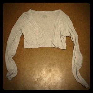 Small grey shrug from American eagle