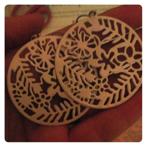 Earrings white large