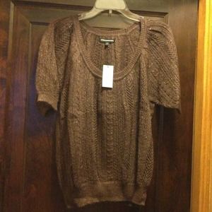 Brown short sleeve sweater