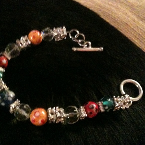 Cute little bracelet - Picture 2 of 3